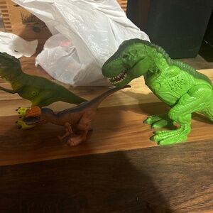 3 Dinosaurs
